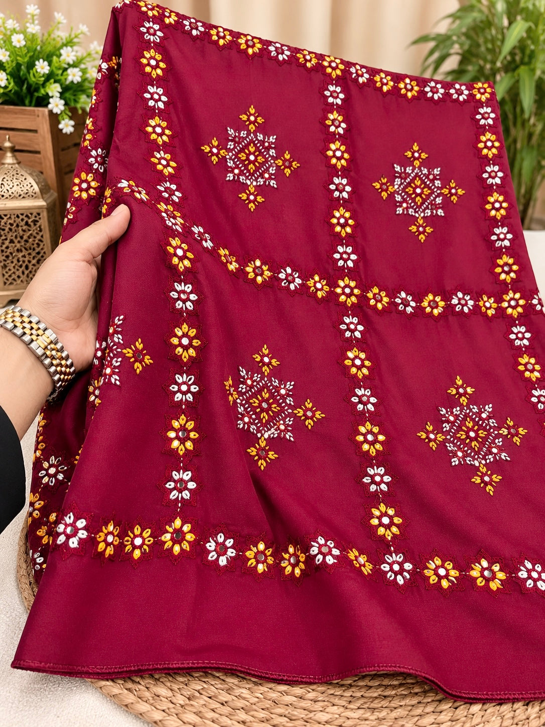 Thick Thread Check Style Full Jaal Sitara Embroidered Balochi Chader | Swiss Lawn