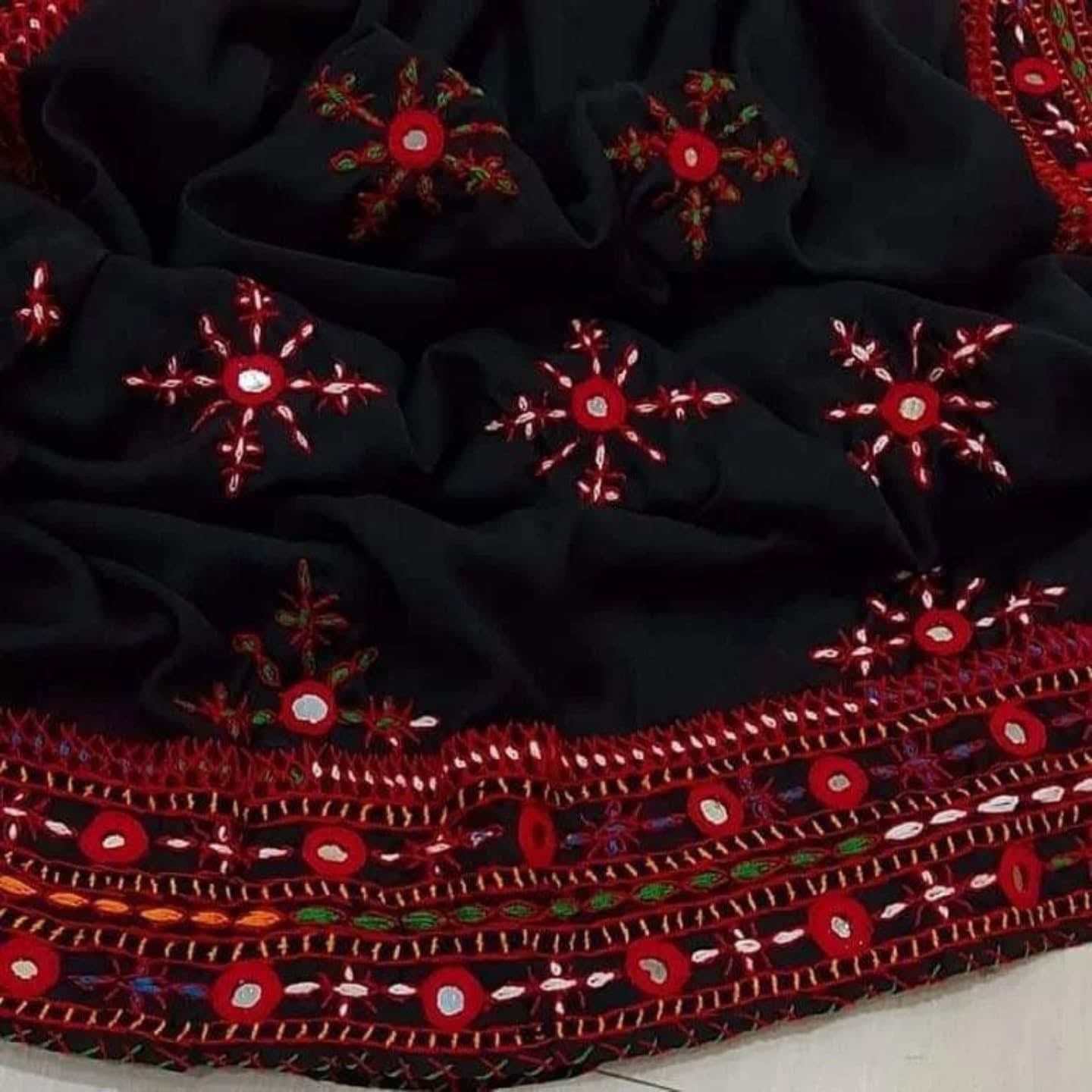 Handmade Traditional Balochi Chadar – Swiss Voile with Original Mirror Work & Double Border (All Four Sides)