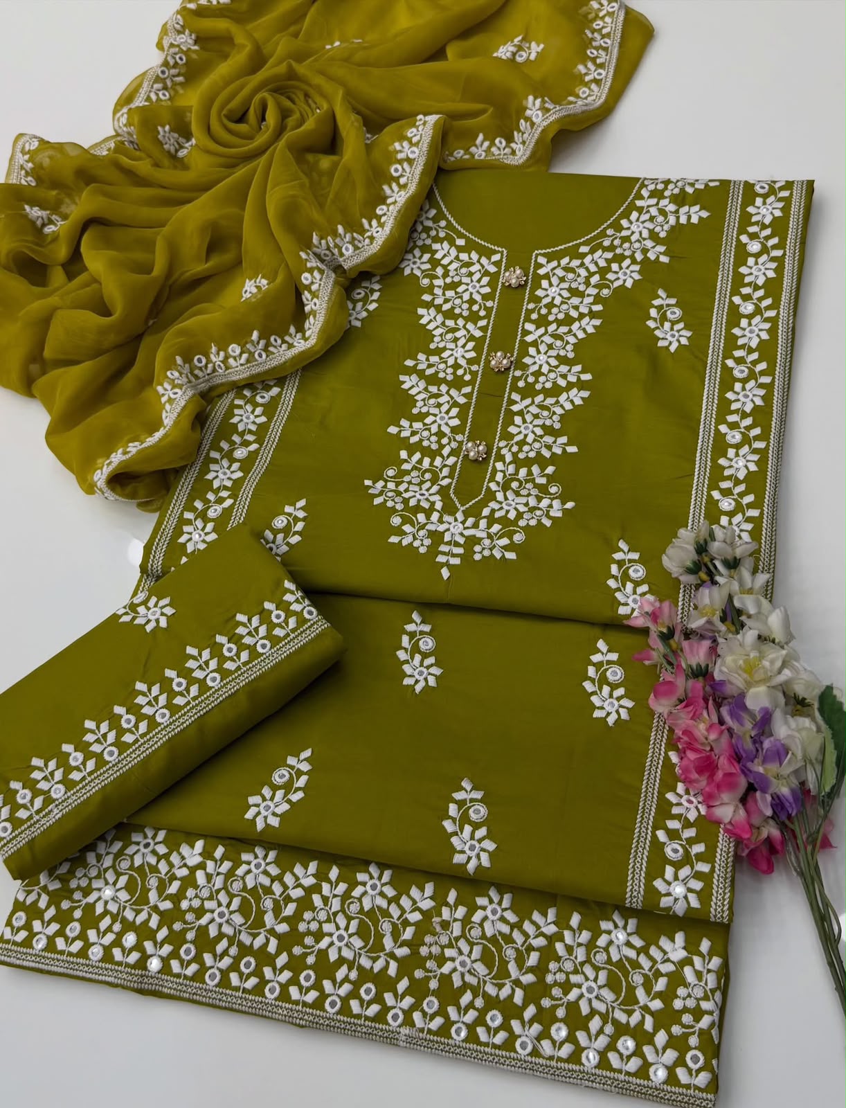 Applic Patti Style Sitara Embroidered Lawn Cotton Shirt & Trouser with Chiffon Embroidered Dupatta - 3PC Unstitch Dress 👗