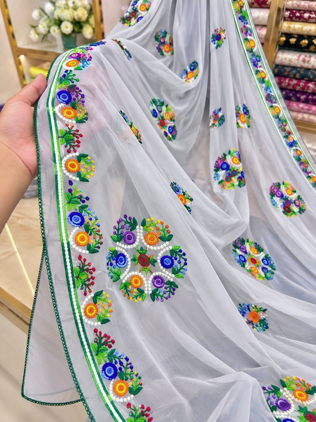 China Krinkle Chiffon Multi Flower Thick Thread Embroidered Ladies Chader