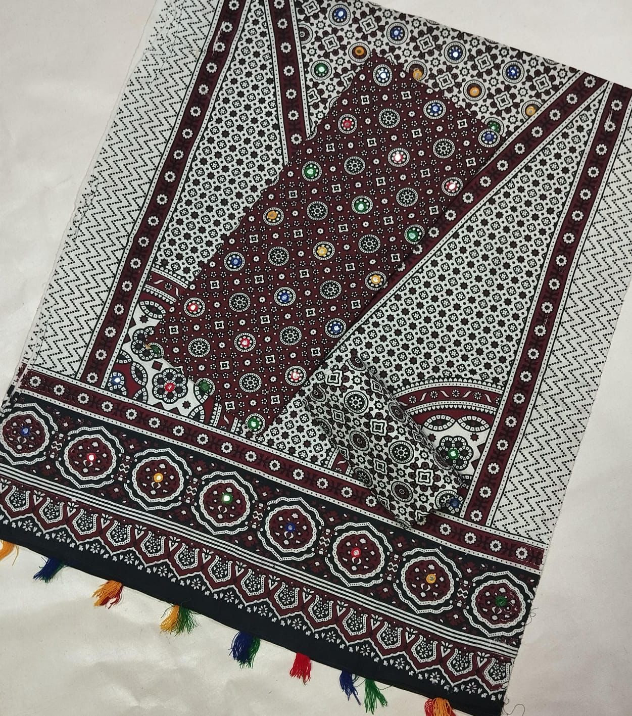 Ajrak Soft Cotton 3-Piece Suit with Multi Sitara Foil Work – Hand-Dyed Traditional Elegance