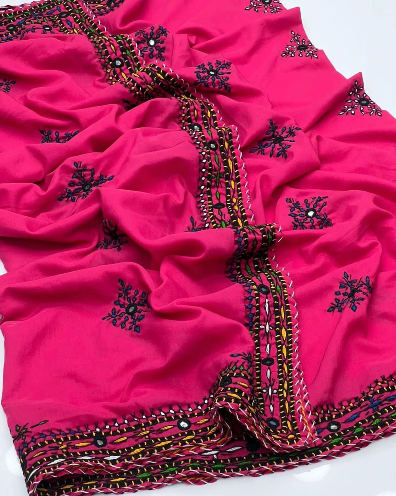 Fancy Balochi Four Side Heavy Border Needle Handwork Ladies Chadders