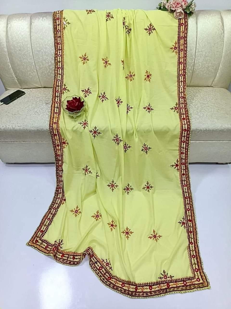 Fancy Balochi Four Side Heavy Border Needle Handwork Ladies Chadders