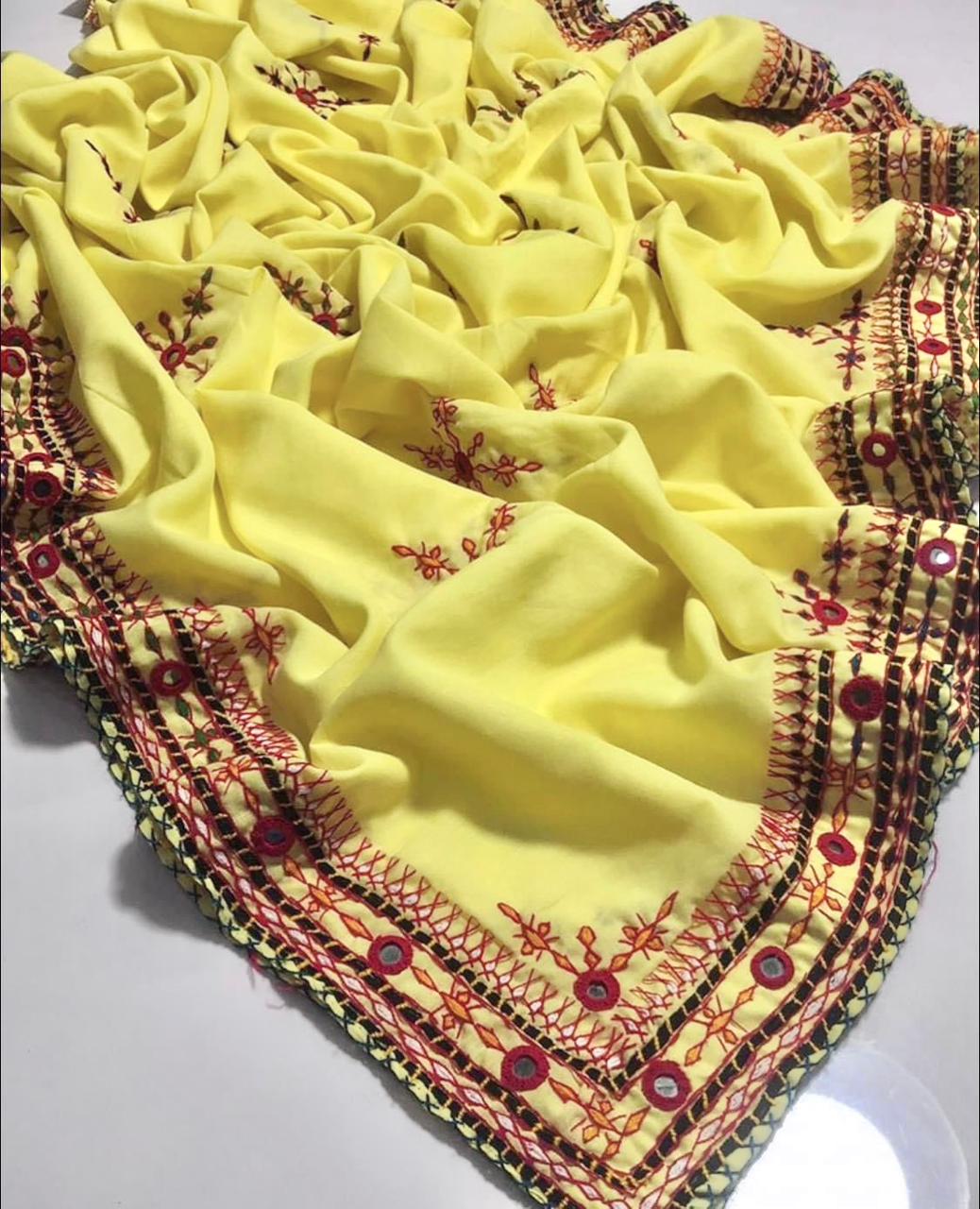 Fancy Balochi Four Side Heavy Border Needle Handwork Ladies Chadders