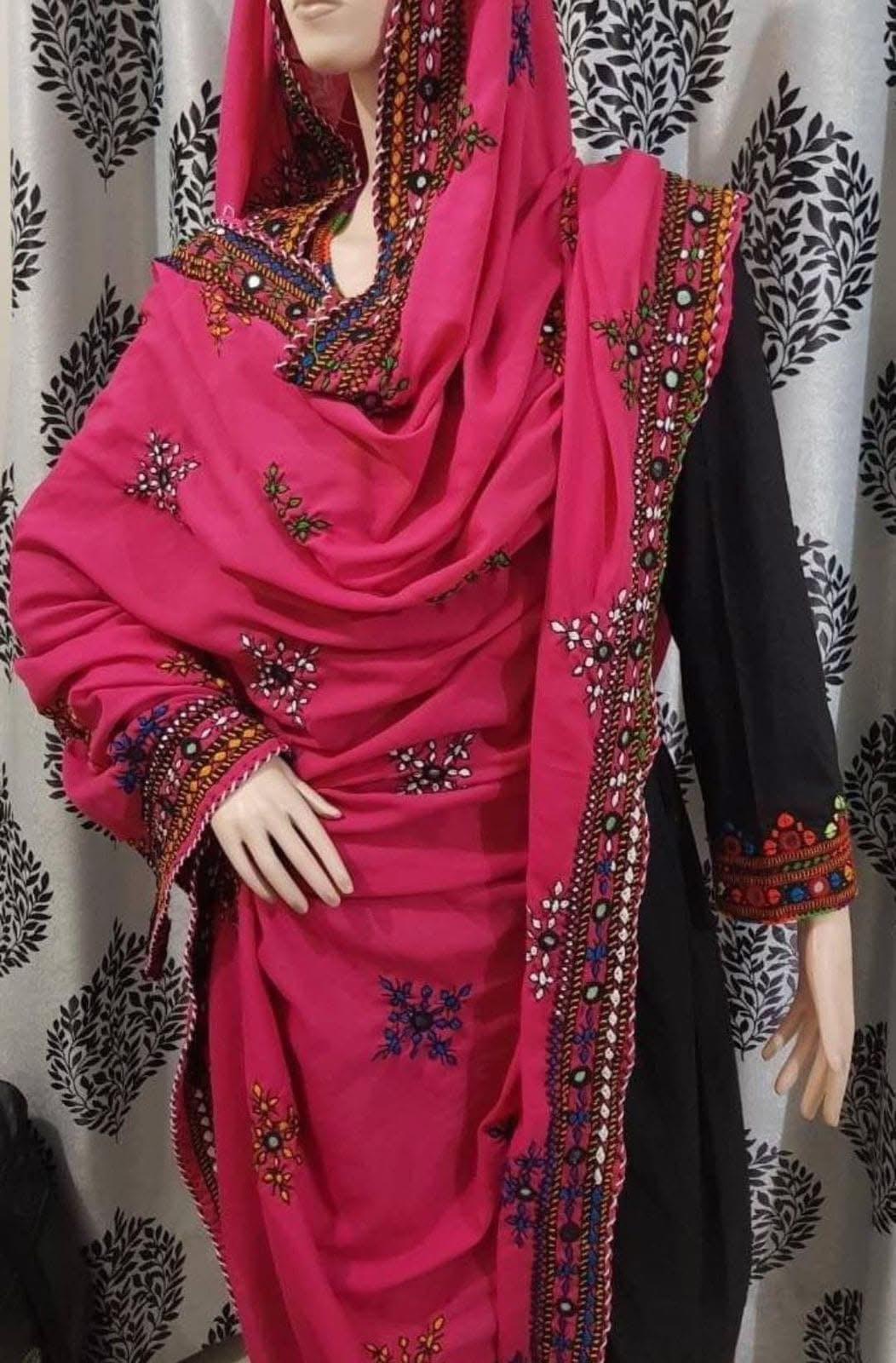 Fancy Balochi Four Side Heavy Border Needle Handwork Ladies Chadders